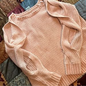 Calia peachy pink chenille sweater with cut out sleeves